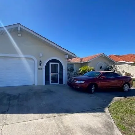 Buy this 3 bed house on 1020 West Henry Street in Punta Gorda, FL 33950