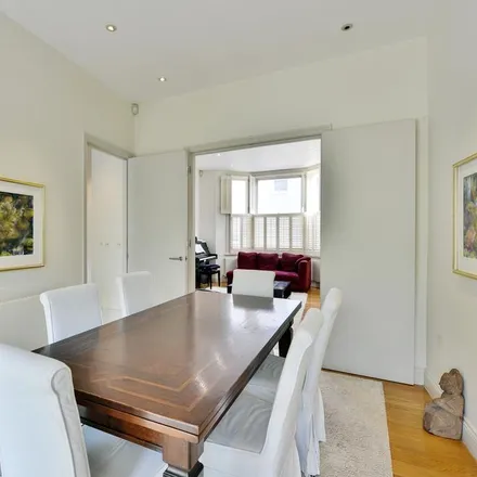 Image 4 - 22 Hamilton Gardens, London, NW8 9PU, United Kingdom - Townhouse for rent