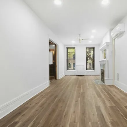 Image 5 - 487 14th Street, New York, NY 11215, USA - Townhouse for rent
