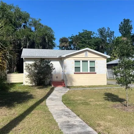 Rent this 3 bed house on 727 Dougherty Street in New Smyrna Beach, FL 32168
