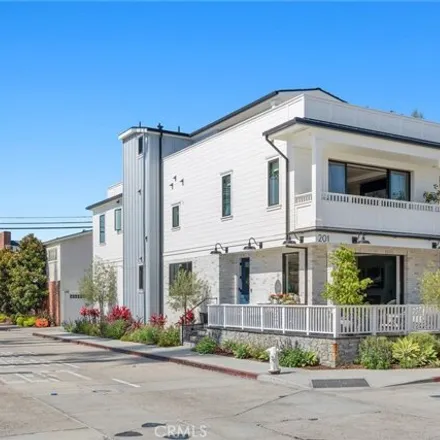 Image 1 - 201, 201 1/2 Opal Avenue, Newport Beach, CA 92662, USA - House for rent