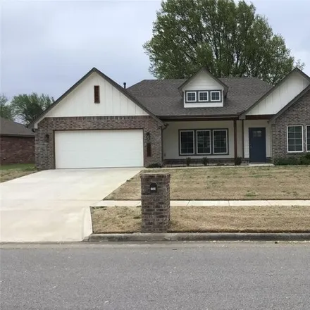 Buy this 3 bed house on 1537 South Oklahoma Street in Pryor Creek, OK 74361