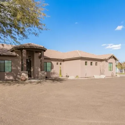 Buy this 4 bed house on 2574 East Camina Plata in Gilbert, AZ 85298