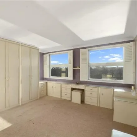 Image 5 - Snaresbrook Road, London, E11 1PQ, United Kingdom - Apartment for rent