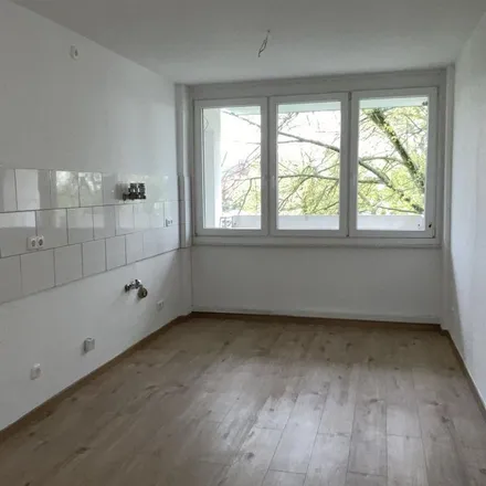 Image 3 - Kurt-Schumacher-Straße 1, 45966 Gladbeck, Germany - Apartment for rent
