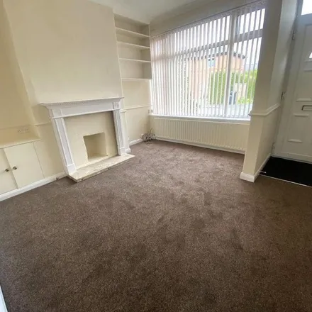 Rent this 2 bed townhouse on Butler Road in Harrogate, HG1 4HB