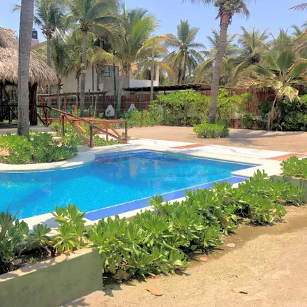 Buy this 2studio house on Calle Fernando Rosas in San Andrés Playa Encantada (El Podrido), GRO