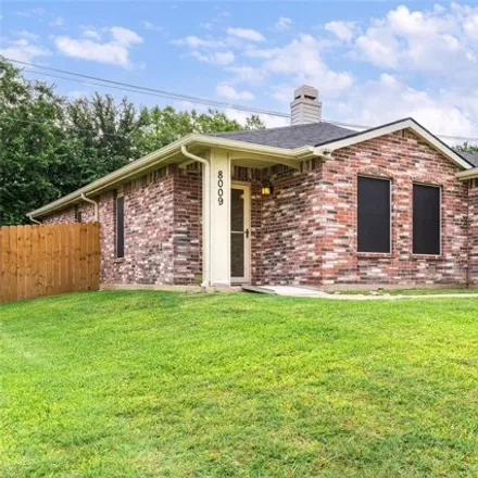 Buy this 3 bed house on 8009 Mosstree Dr in Arlington, Texas