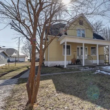 Buy this 3 bed house on 119 E Douglas St in Arthur, Illinois