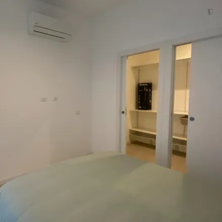 Rent this 1 bed apartment on Viale Giovanni da Cermenate 54 in 20136 Milan MI, Italy