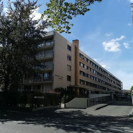 Image 5 - 1 Rue du Général Sarrail, 59100 Roubaix, France - Apartment for rent