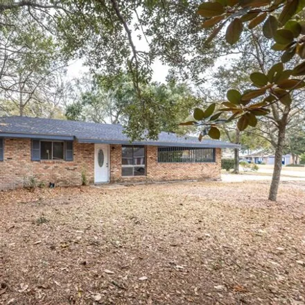 Image 2 - 2501 Havard Road, Ocean Springs, MS 39564, USA - House for sale