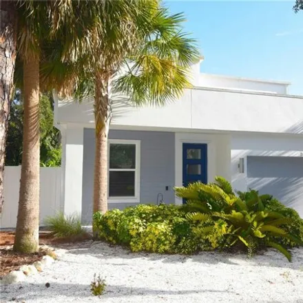 Image 2 - 2410 Prospect Street, Sarasota, FL 34239, USA - House for rent