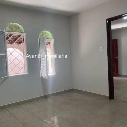 Buy this 4 bed house on Rua Neuza Magnino Cardoso in Residencial Gramado, Uberlândia - MG