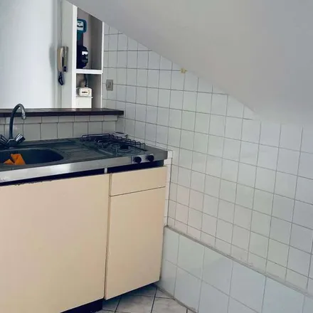 Rent this 2 bed apartment on Mairie d'Angers in Boulevard Résistance et Déportation, 49100 Angers