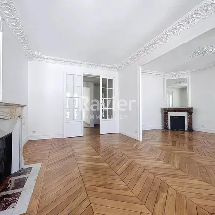 Image 4 - 35 Rue d'Orsel, 75018 Paris, France - Apartment for rent