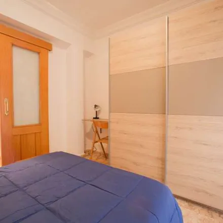 Rent this 3 bed apartment on Carrer de Francisco de Bellvís in 46022 Valencia, Spain