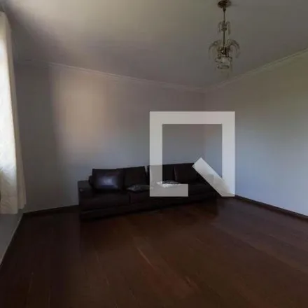 Rent this 4 bed house on Rua 115 A in Setor Sul, Goiânia - GO