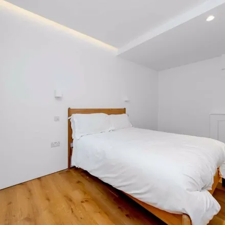 Image 2 - 2B Woodsome Road, London, NW5 1RY, United Kingdom - Apartment for rent