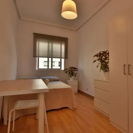 Image 1 - Carrer de Yecla, 46021 Valencia, Spain - Room for rent