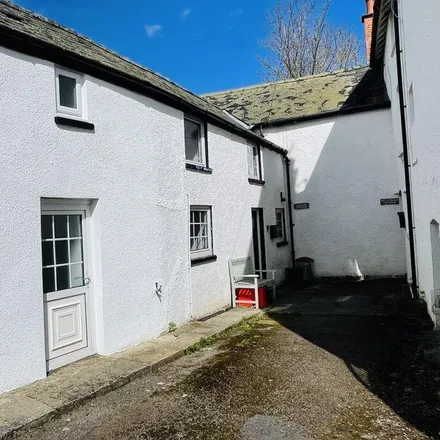 Rent this 2 bed duplex on Mill Road in Llangynidr, NP8 1NW