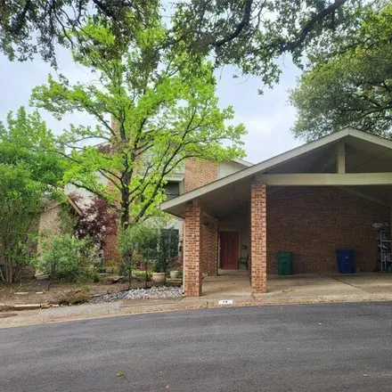 Buy this 3 bed house on 1619 Country Lake Drive in Carrollton, TX 75006