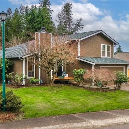 Buy this 3 bed house on 15509 Southeast 175th Court in Renton, WA 98058