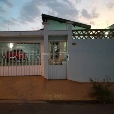 Buy this 3 bed house on Rua Dona Ana Prado in Vila Prado, São Carlos - SP
