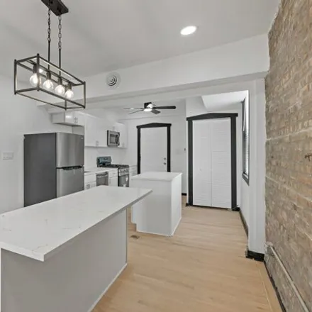 Image 6 - 129-131 East 72nd Street, Chicago, IL 60619, USA - House for rent