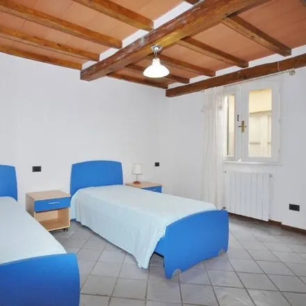 Rent this 3 bed house on Pietrasanta in Piazza della Stazione, 55045 Pietrasanta LU