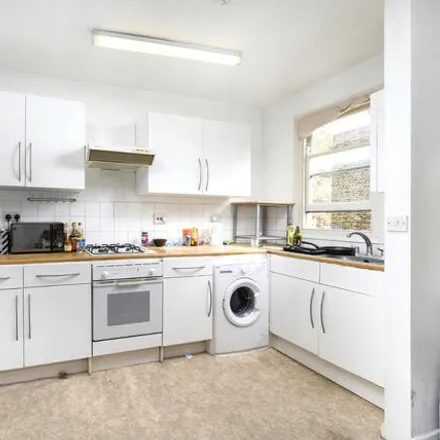 Image 2 - Golden Dragon, Caledonian Road, London, N1 1EE, United Kingdom - Apartment for sale