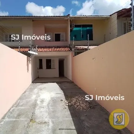 Rent this 3 bed house on Rua Vinicius de Moraes 1064 in Maraponga, Fortaleza - CE