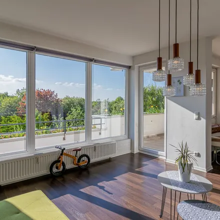 Rent this 4 bed apartment on Münterweg 13 in 22115 Hamburg, Germany