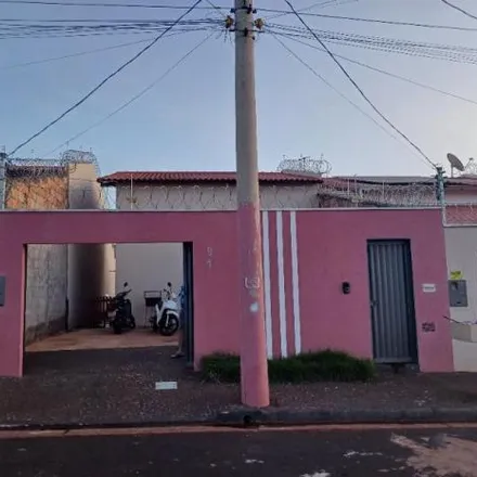 Buy this 2 bed house on Avenida 17 in Centro, Ituiutaba - MG