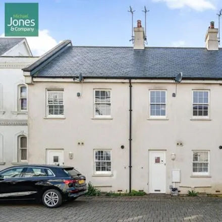 Image 1 - Langdale Mansions, Mill Road, Worthing, BN11 4JJ, United Kingdom - Townhouse for rent