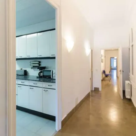 Image 4 - Carrer de Muntaner, 248, 08001 Barcelona, Spain - Apartment for rent