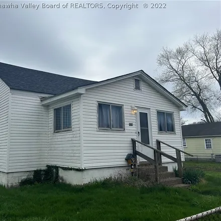 Image 2 - 528 Holley Street, St. Albans, WV 25177, USA - House for sale