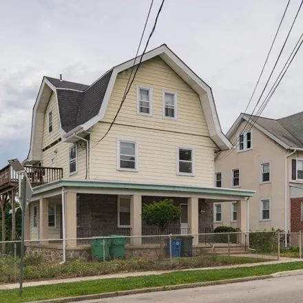 Buy this studio house on Chestnutwold School in Lorraine Avenue, Ardmore Park