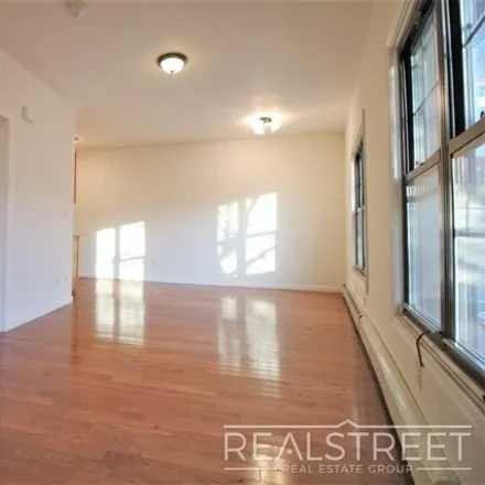 Image 2 - 1779 Fulton Street, New York, NY 11233, USA - Apartment for rent