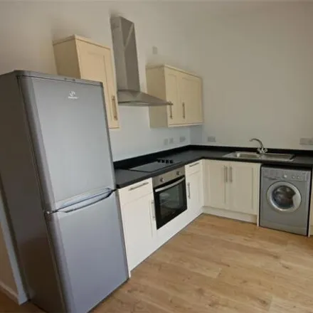 Rent this 1 bed room on Forest Recreation Ground Multi Activity Pitch in Gregory Boulevard, Nottingham
