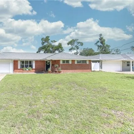 Buy this 3 bed house on 1098 Mobile Street in Lake Charles, LA 70605