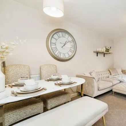 Image 5 - Beaumont Rise, Bolton, BL3 4FT, United Kingdom - Townhouse for sale