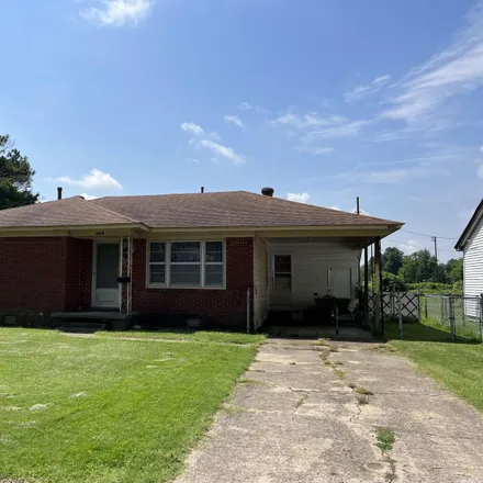 Buy this 2 bed house on 489 Tennessee Street in Blytheville, AR 72315