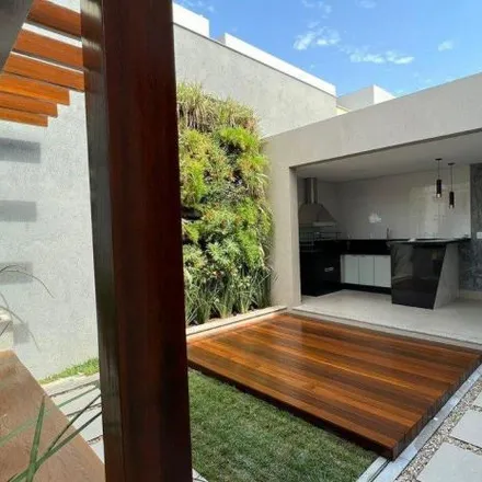 Buy this 4 bed house on Rua Boulevard das Amendoeiras in Jardim Atlantico, Goiânia - GO