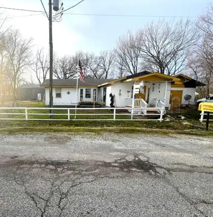 Buy this 3 bed house on 203 Broadway Avenue in Wyandotte, Ottawa County