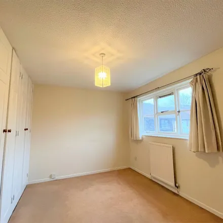 Rent this 1 bed townhouse on unnamed road in Bourne End, SL8 5XN