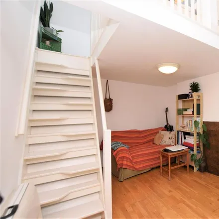 Rent this studio apartment on 57 Muswell Hill in London, N10 3PN
