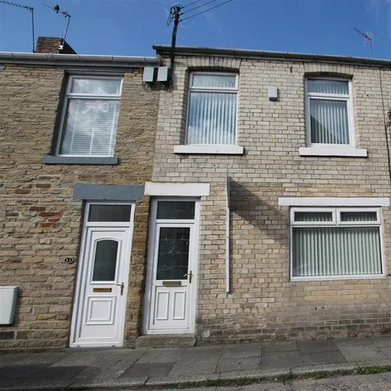 Rent this 3 bed townhouse on Hole in the Wall Farm in Addison Street, Crook