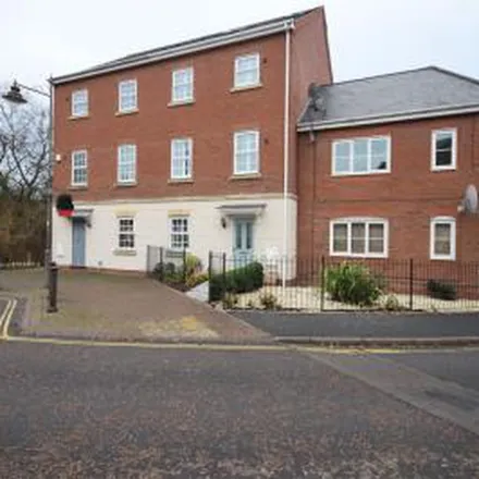 Rent this 2 bed apartment on Rumbush Lane in Dickens Heath, B90 1TN
