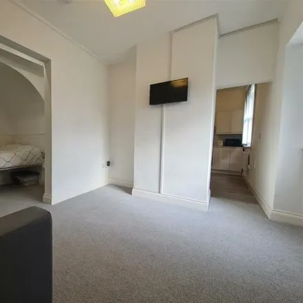 Image 2 - Flat 3 Fairview Avenue, Perry Beeches, B42 1LU, United Kingdom - Apartment for rent